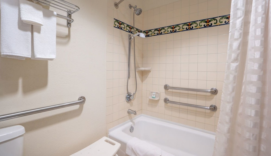Bathroom 3, Studio6 Carlsbad, CA, San Diego