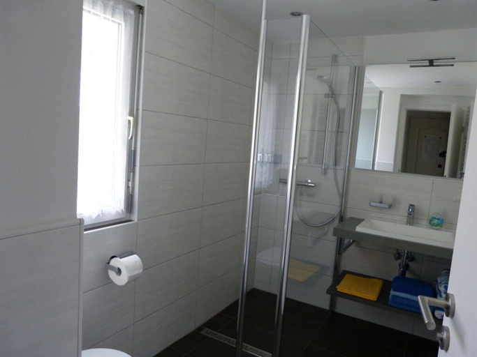 Bathroom 5, Fewo Bielsteinblick Comfortable Holiday Residence, Harz