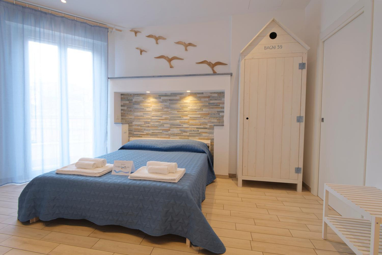 Others 4, Porto d'aMare - Rooms, Macerata