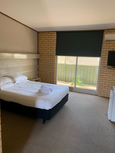 Bedroom, HOPETOUN COMMUNITY HOTEL MOTEL, Yarriambiack - North