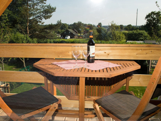 Dining, The Winkler Family, Mecklenburgische Seenplatte