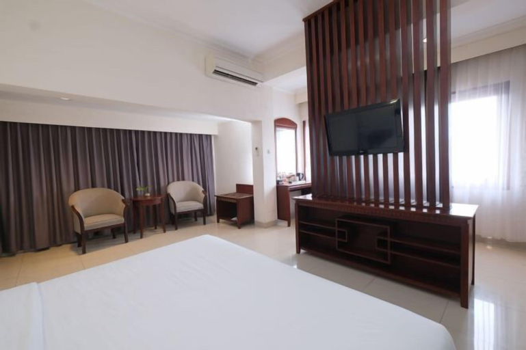 Bedroom 6