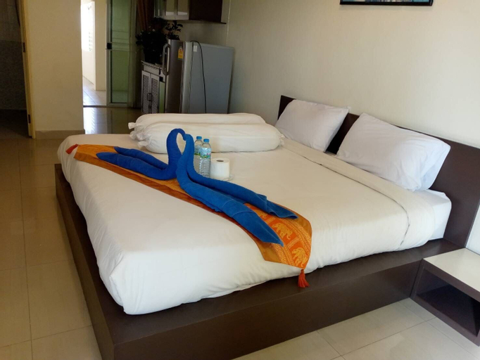 Room 5, Navanakorn Aomsin Hotel near Big C Super, Khlong Luang