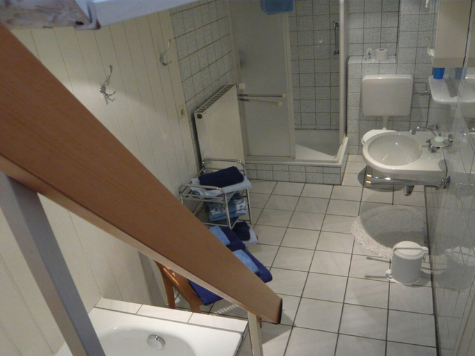 Bathroom 4, Holiday Apartment Caspari in Winterberg, Hochsauerlandkreis