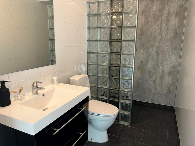 Bathroom 3, Selvbetjent leilighetshotell pa Algard, Gjesdal