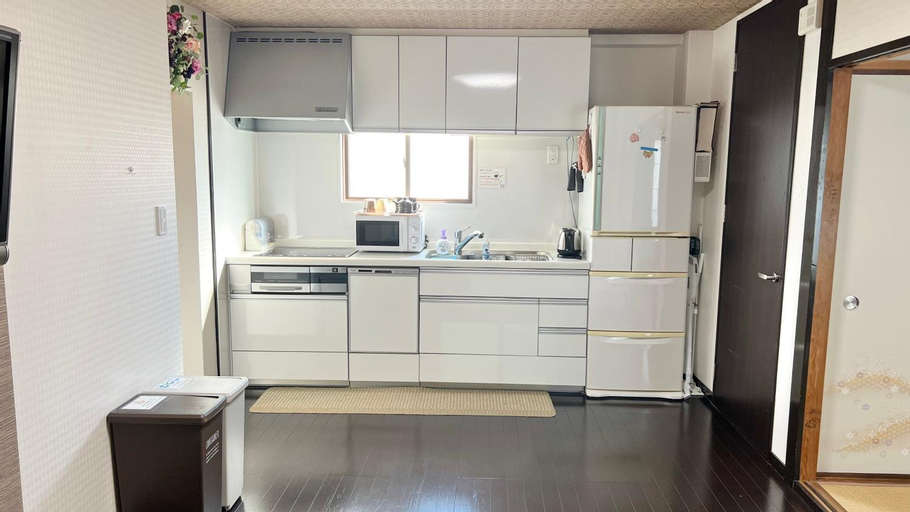 Dining Room 12