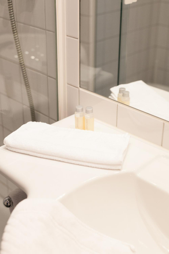 Bathroom 2, Hotel Ambiente, Münster