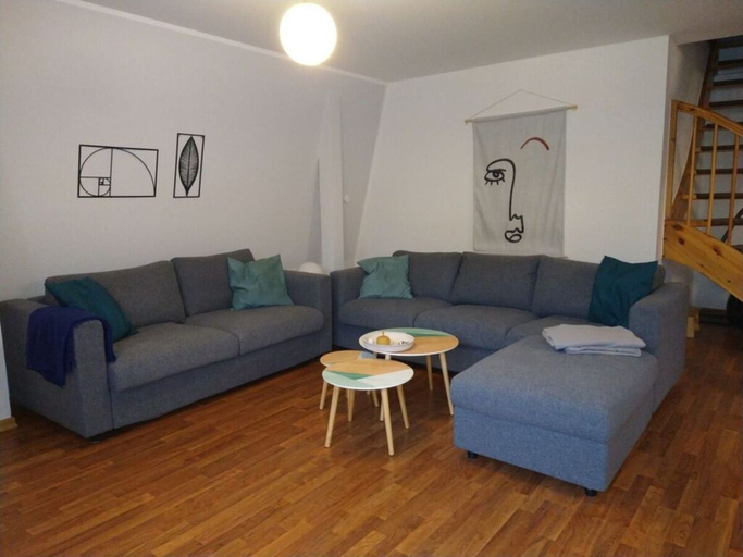 Living area 2, De Bohn Comfortable Holiday Residence, Lübeck