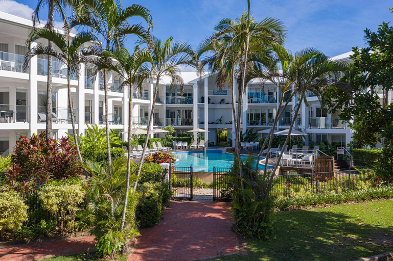 Beaches Port Douglas Apartments, Douglas