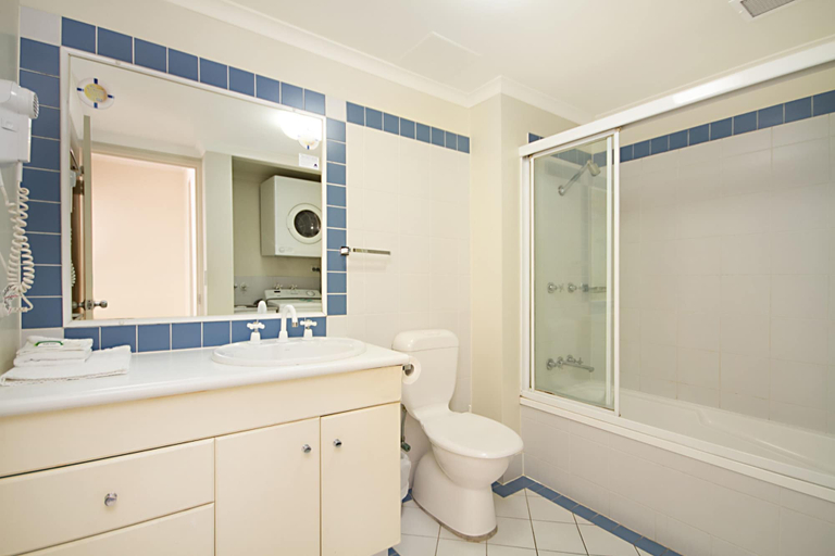Bathroom 19