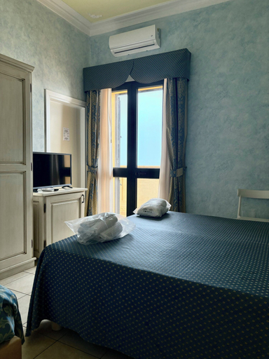 Bedroom 3, Hotel Gold Beach, Lecce