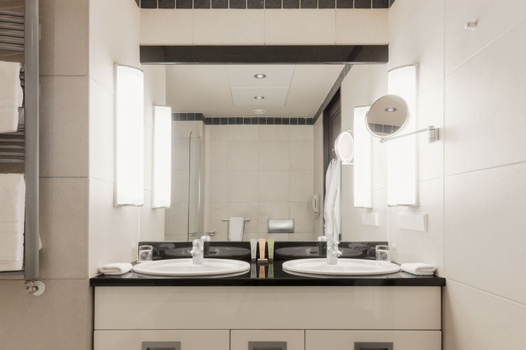 Bathroom, Hotel Bergs Suites, Riga