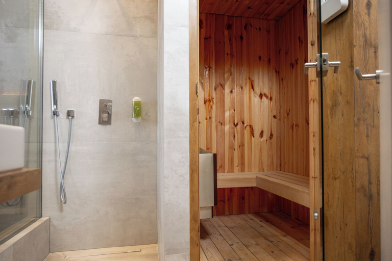 Bathroom 3, Roadside Hotel, Lipljan