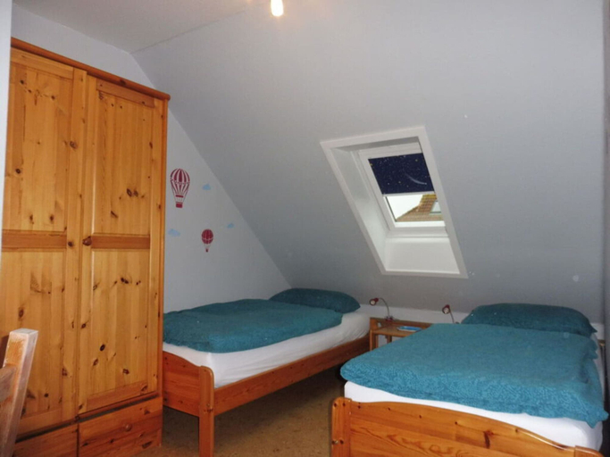 Bedroom 3, Lively Apartment in Nessmersiel, Aurich