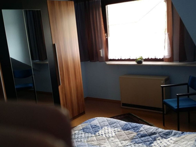 Bedroom 3, Aan de Frankenbeek, Ahrweiler