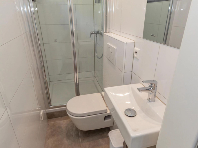 Bathroom 3, Bungalow in Waxweiler Near Nature Trails, Eifelkreis Bitburg-Prüm