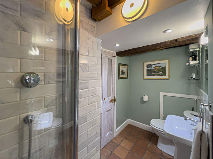 Bathroom 3, Little Dane Court, Kent