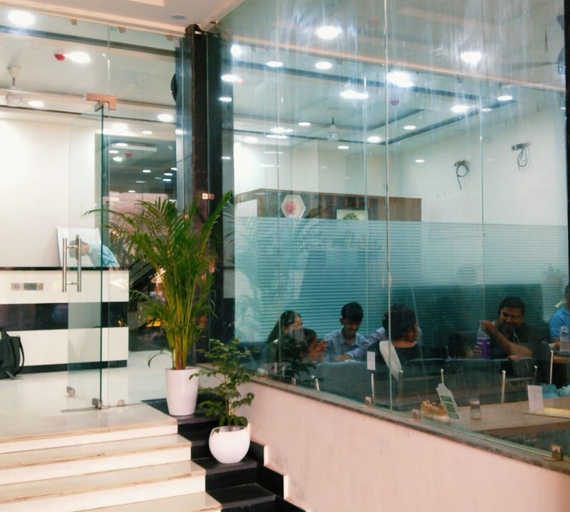 Others 1, Hotel Shree Radha Krishna, Varanasi