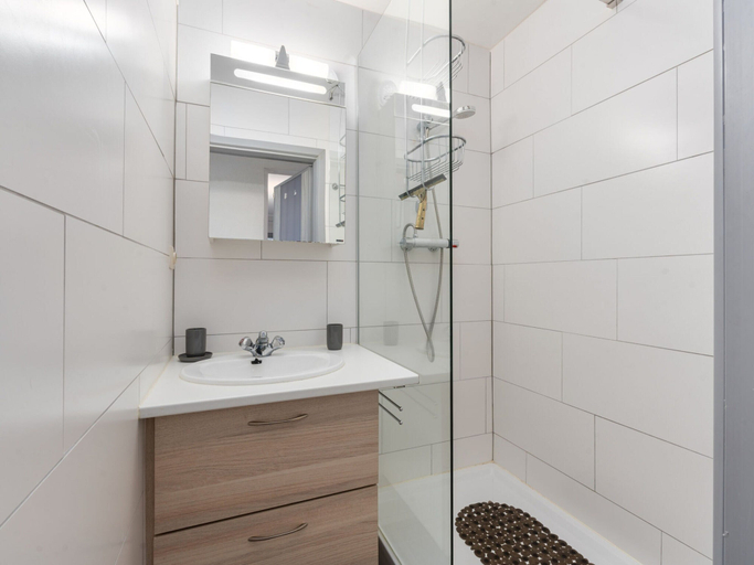 Bathroom 4, Cosy apartment near the casino, West-Vlaanderen