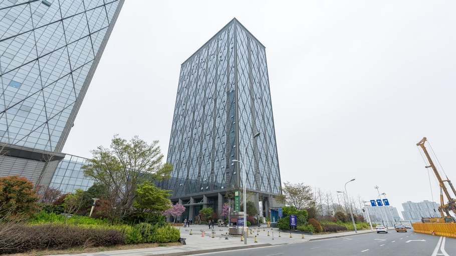 Exterior & Views 1, Floral Hotel Glorious Galaxy Xuzhou Railway Station, Xuzhou