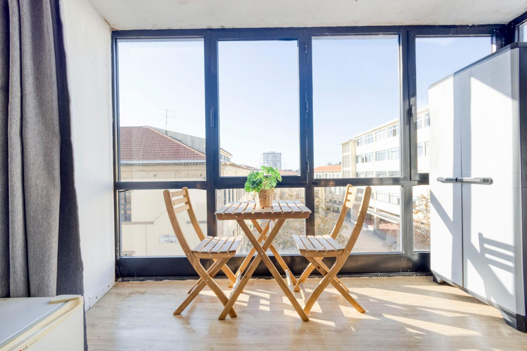Others 2, Travel & Live Alegria Apartments, Porto