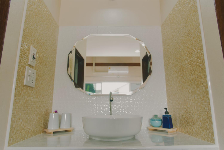 Bathroom 3, Boutique Family Room, Phitsanulok, Muang Phitsanulok