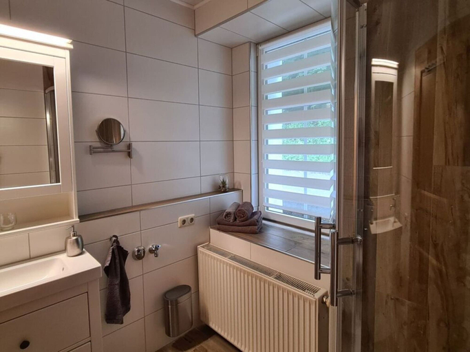 Bathroom, Holiday Apartment "pohlberg", Erzgebirgskreis