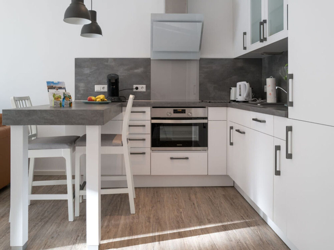Private kitchen 5, Moi"n Dag Modern Retreat, Leer