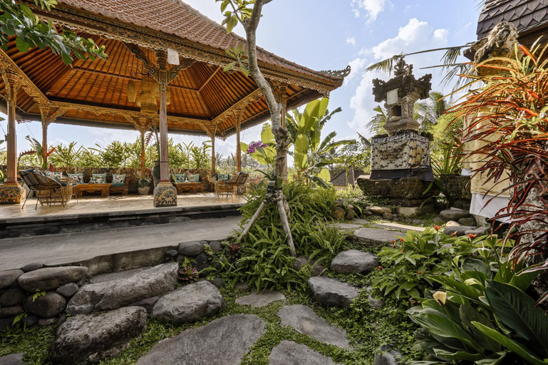 Public Area 2, Airsania Ubud Antique Villas, Gianyar