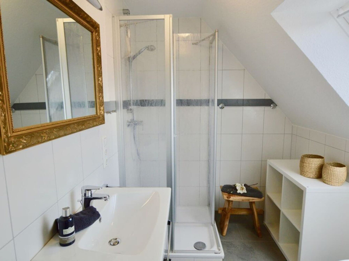 Bathroom 5, Sonnenperle Modern Retreat, Wittmund