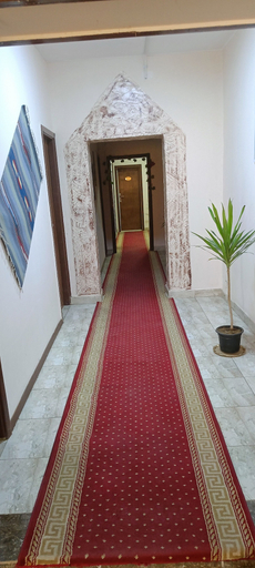 Others 5, LUNA HOTEL, 'Abdin