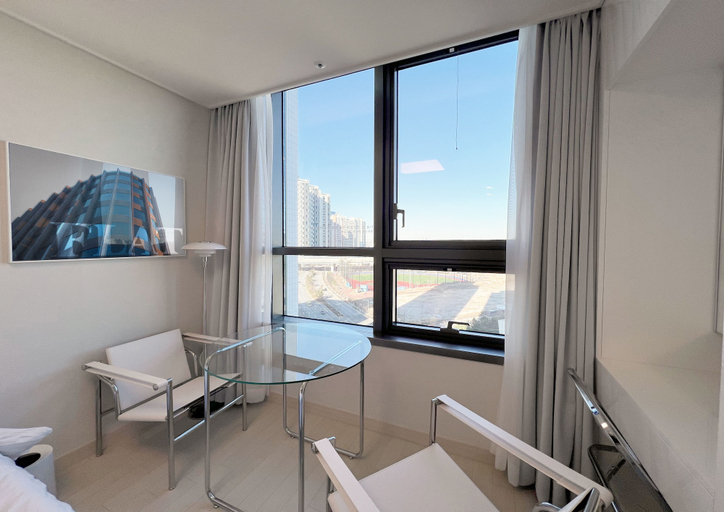 Others 4, UH FLAT THE SONGDO, Yeonsu