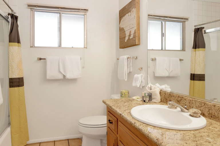 Bathroom 4, Cozy UP TO Summit #1651, San Bernardino