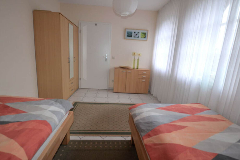 Room 2, Holiday Apartment Kettler, Warendorf