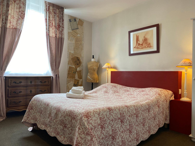 Bedroom 3, Hotel Saint Yves, Loire-Atlantique