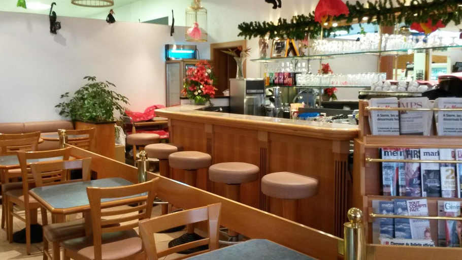 Food & Drinks 3, Le Merle Chatelain, Sion