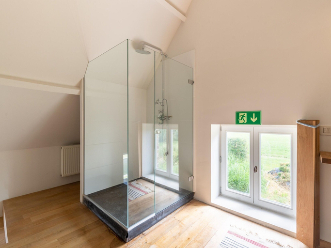 Bathroom 4, Premium Farmhouse in Nieuwmunster With Pool, West-Vlaanderen