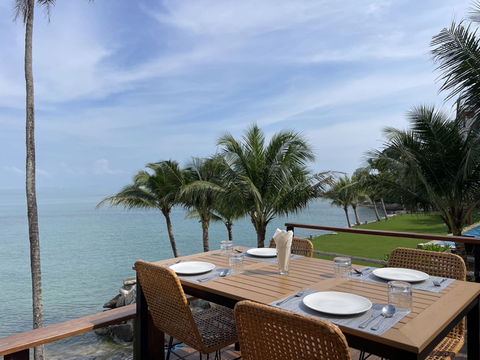 Food & Drinks 5, X-sea khanom Harbor Bay Resort, Khanom