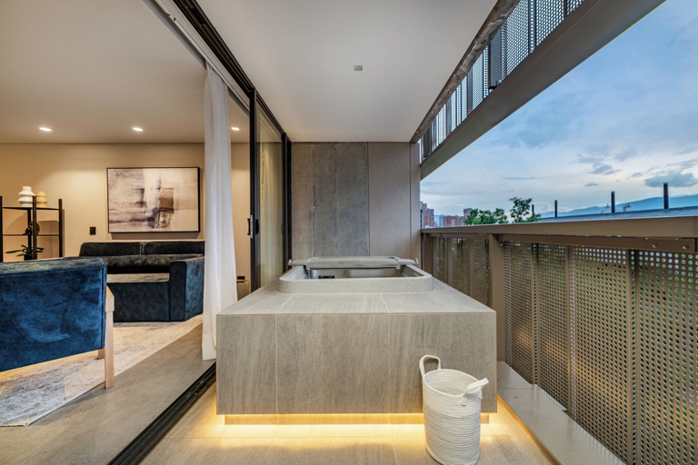Others 5, Apartamento W by HOUSY., Medellín