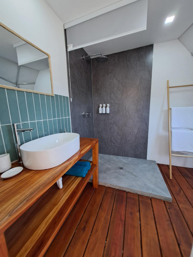 Bathroom 3, PRANA hOMe, San Carlos