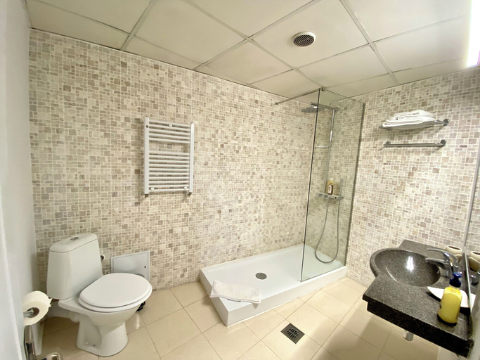 Bathroom 3, Moise House - Kosher ApartHotel, Municipiul Bucuresti