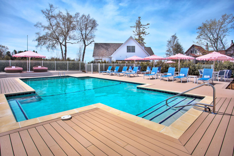 Sport & Beauty 2, The Inn At Stonecliffe, Mackinac