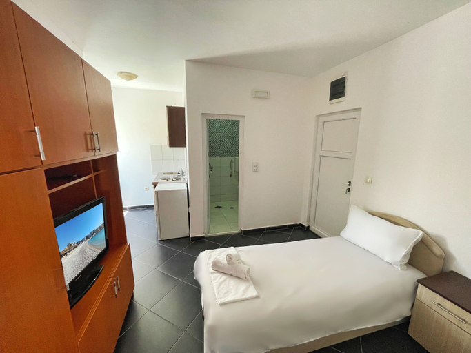 Bedroom 2, Fenix Apartments