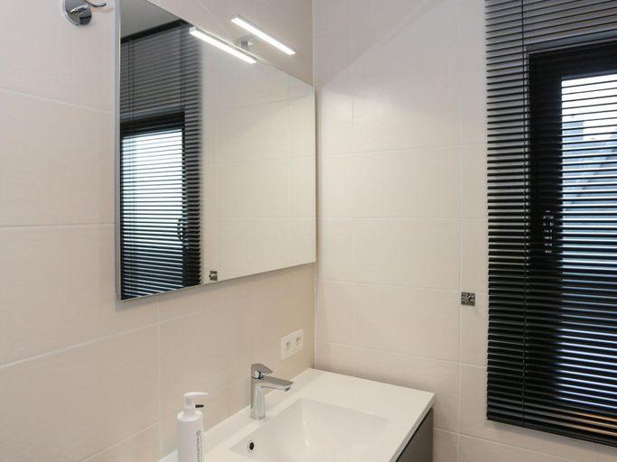 Others 2, Apartment in Middelkerke With Large Terrace, West-Vlaanderen