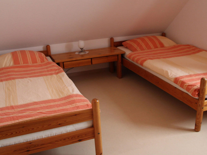 Room 2, Holiday Apartment "voss", Aurich