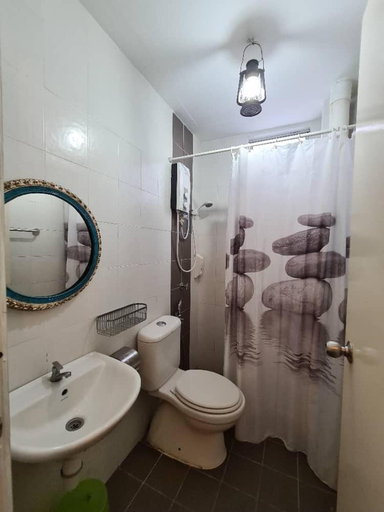 Bathroom 4, Paddy Cruise Homestay［看海~稻田］, Sabak Bernam