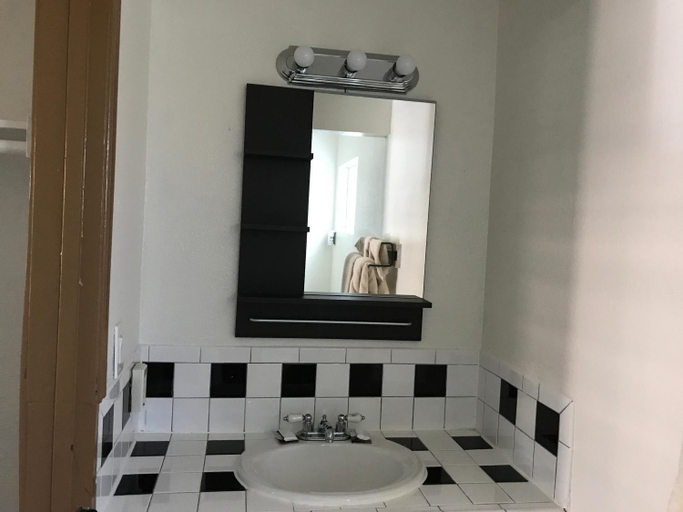 Bathroom 12
