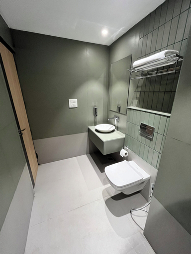 Bathroom 3