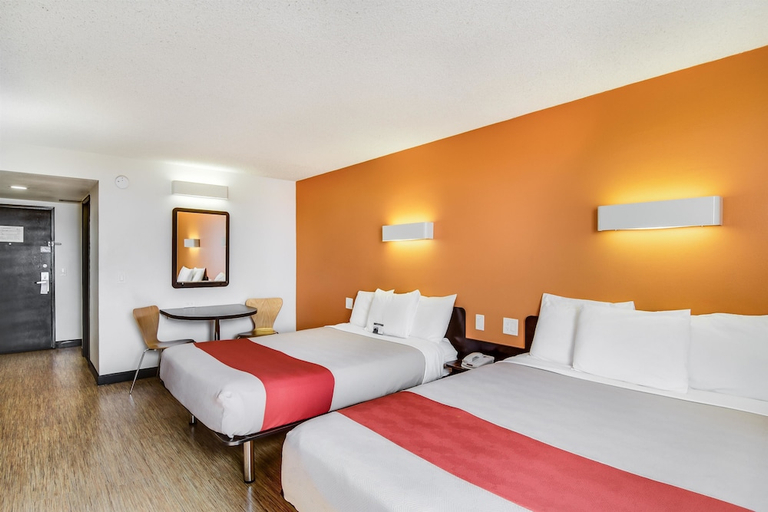 Bedroom 2, Motel6 Carson, CA, Los Angeles