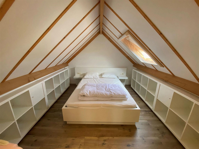 Room 3, Holiday Home in Koksijde Near the Beach, West-Vlaanderen